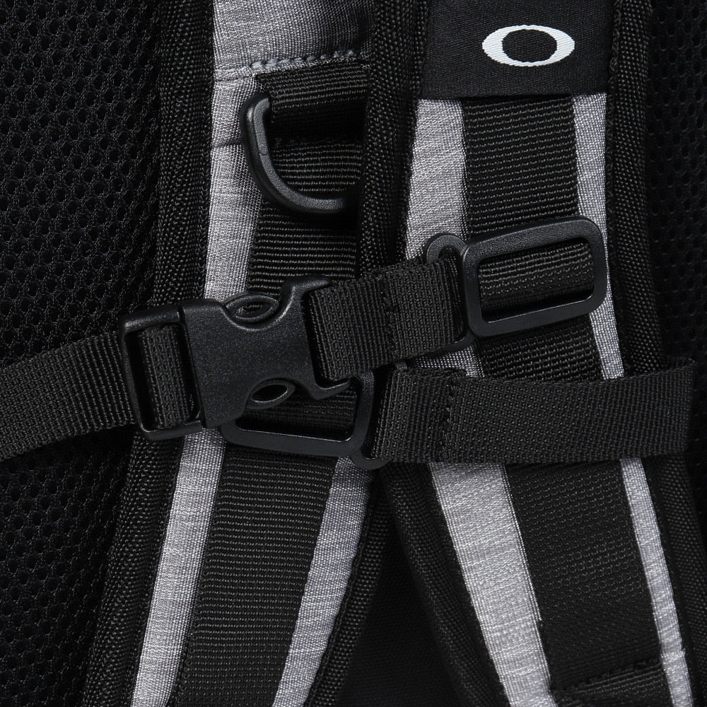 リュック Enhance ライト バックパック XL 8.0 FW グレー 40L FOS901841-262 デイバッグ 大容量 撥水 通勤 通学