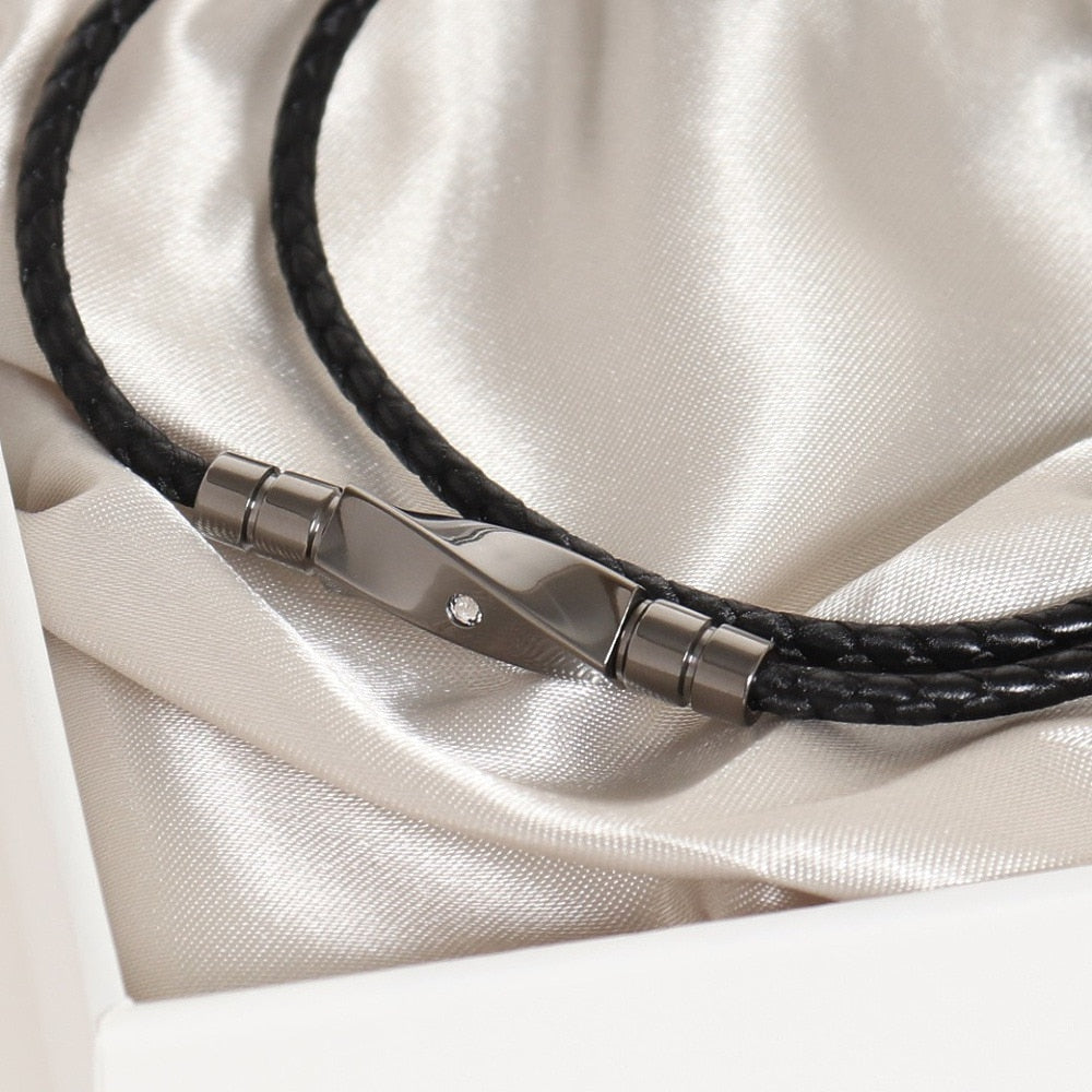 バランスフォースシリーズ Twist 10BF1003-BLK ネックレス