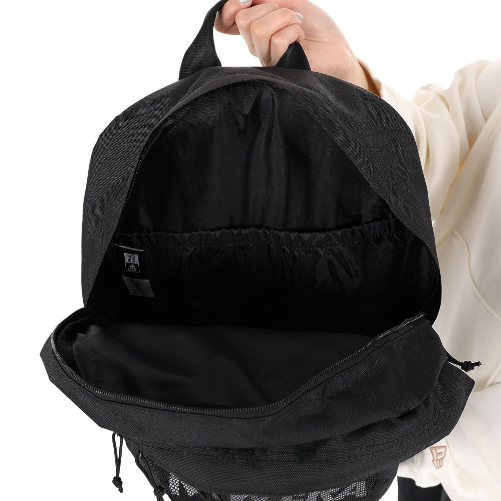 キャンパスパック 35L プリントロゴ ブラック × ホワイト NE 13517772 リュック