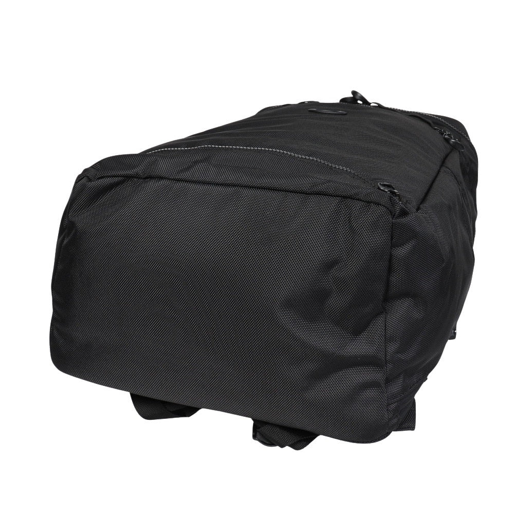 リュック Enhance ライト バックパック XL 8.0 FW 黒 40L FOS901841-081 40L デイバッグ 大容量 撥水 通勤 通学