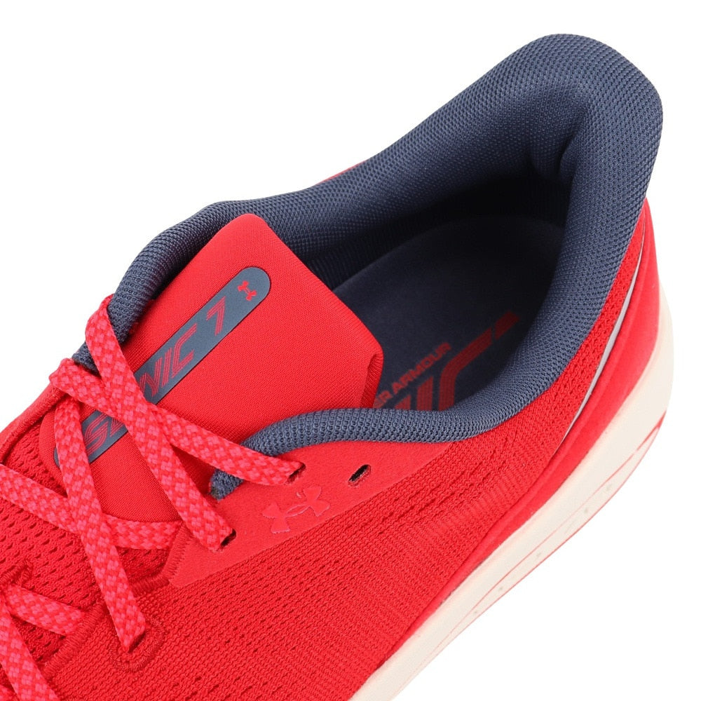 ランニングシューズ ジョギングシューズ UAソニック7 3028002 600