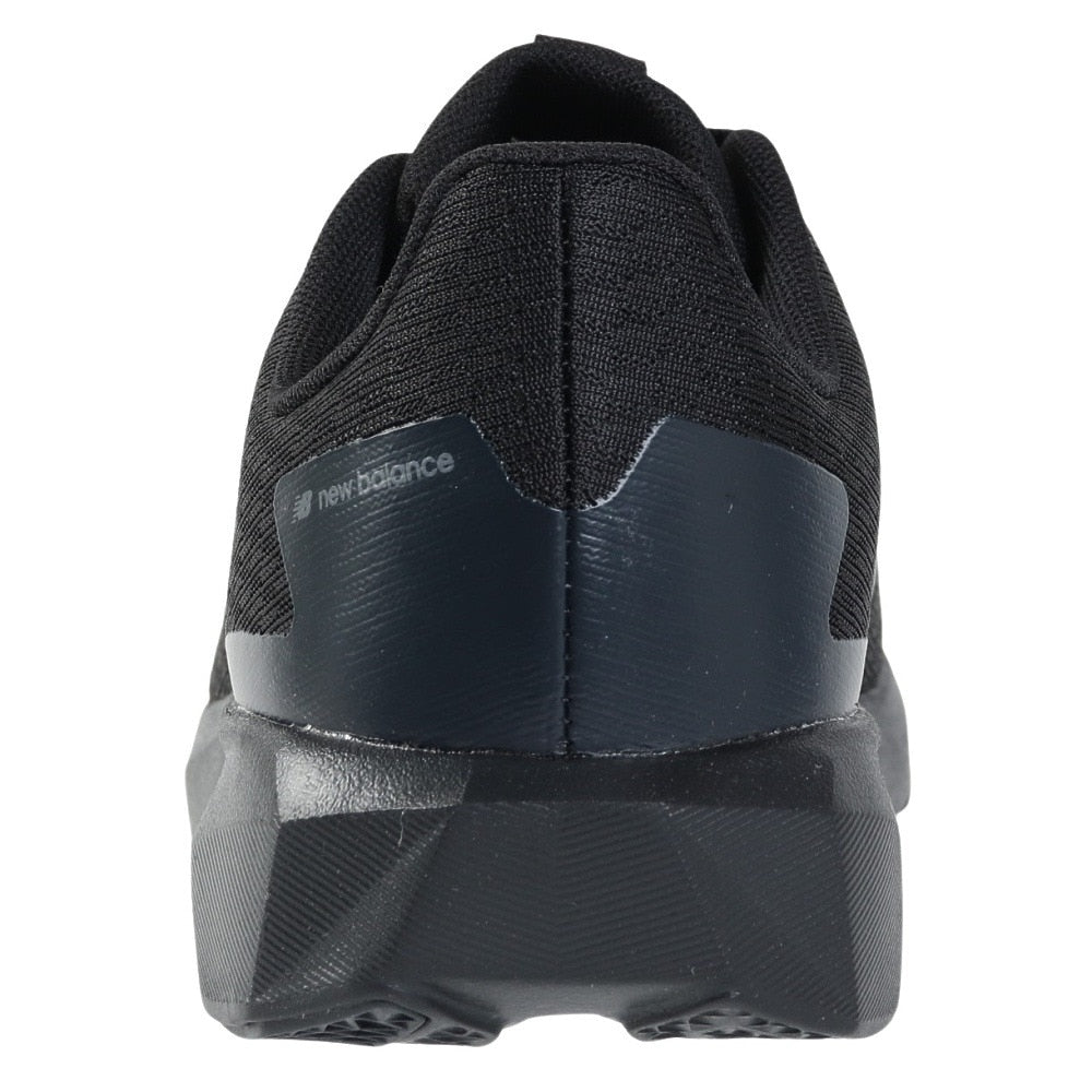 スポーツシューズ ランニングシューズ 413 v3 M413LA32E