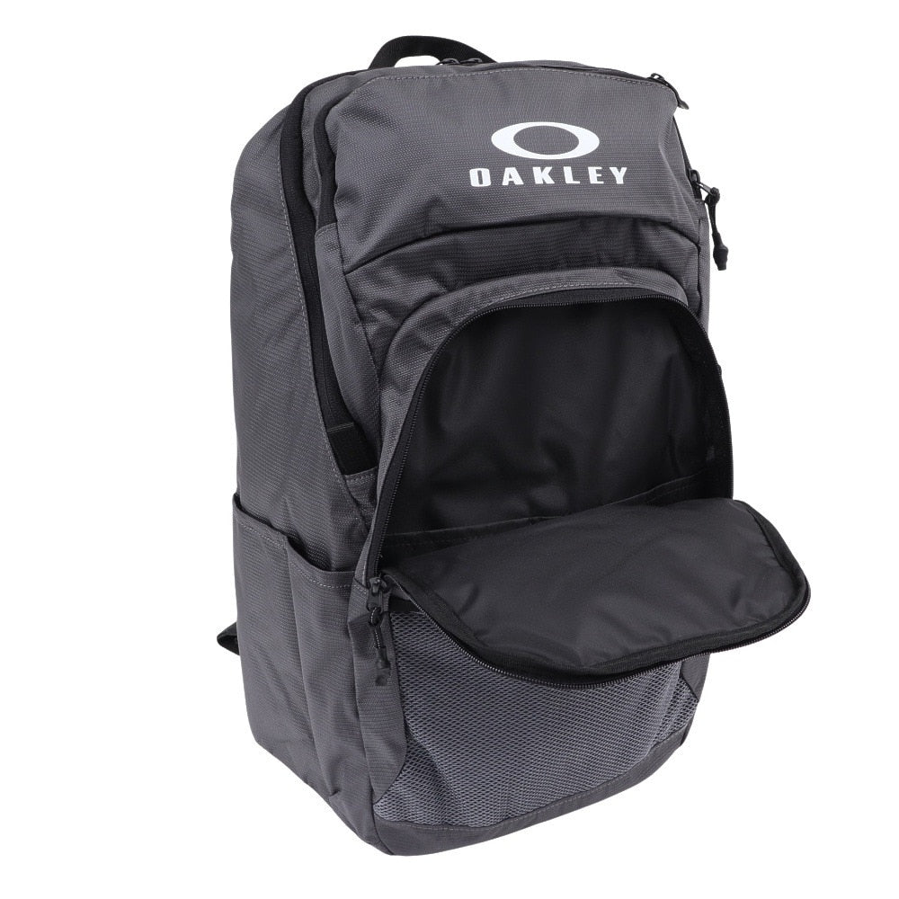 リュック Essential デイパック M 9.0 グレー 28L FOS901982-25N バックパック リュックサック 撥水