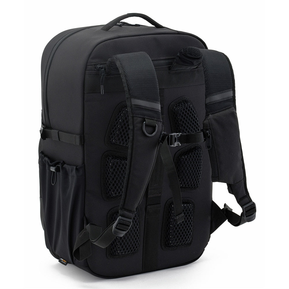 リュックトライアンフ ジム バックパック 黒 35L 6007430 001 リュックサック ジム 耐水性