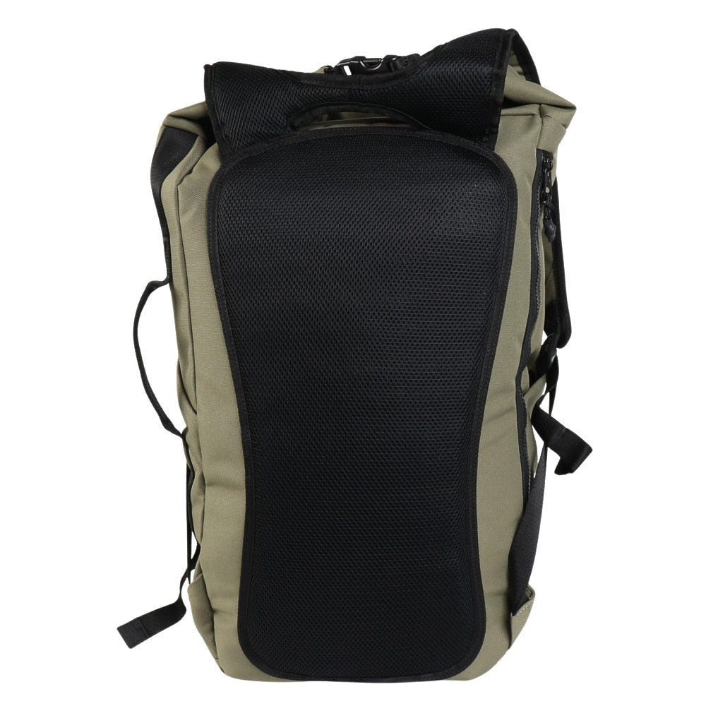 バックパック スポーツバッグ MWQミディアム ロールトップ カーキ 22L 09205602 リュック デイバッグ