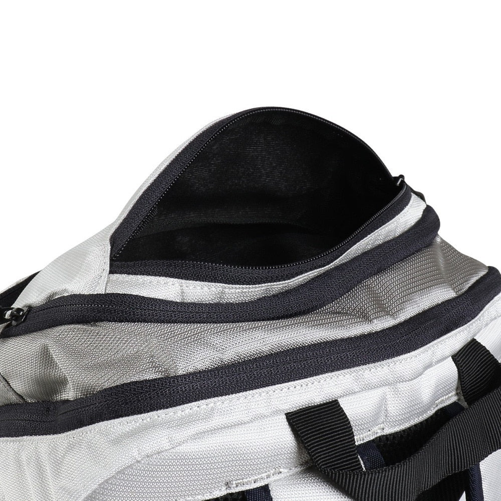 バック Essential ディパック M 9.0 ライトグレー 28L FOS901982-68S 学校 学生 会社 仕事 通勤 通学