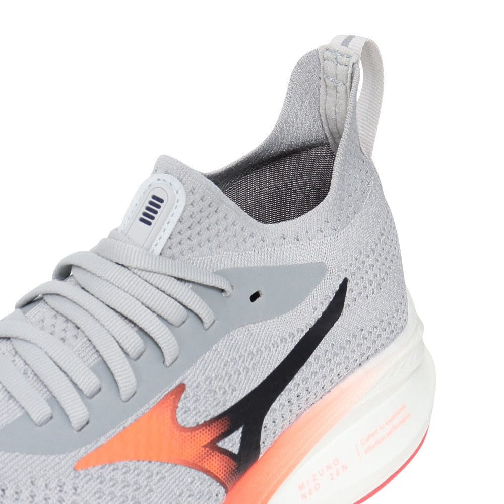 ランニングシューズ ジョギングシューズ ミズノ ネオ ゼン グレー レッド J1GC258651 スニーカー