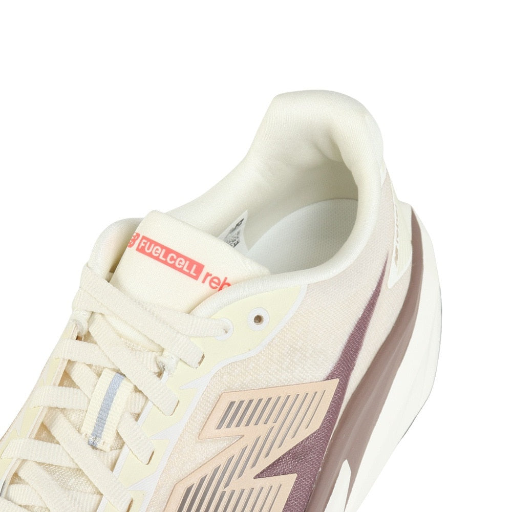 ランニングシューズ トレーニングシューズ 部活 フューエルセル レベル v5 ブラウン MFCXLY5 2E 軽量性 反発性